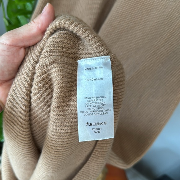 Quince NEW 100% Cashmere teak sleeveless midi dress $109 - Picture 7 of 17